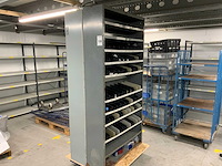 Vakkenkast met inhoud (2x) - afbeelding 7 van  11