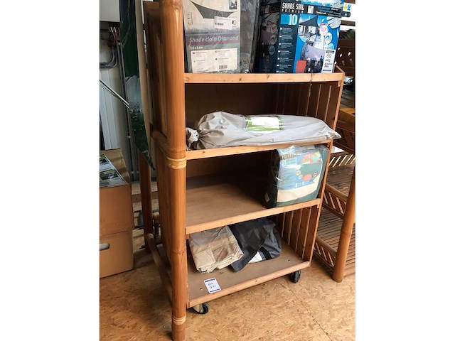 Vakkenkast op wielen (3x) - afbeelding 4 van  4