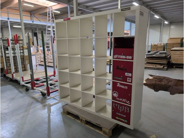 Vakkenkast - afbeelding 3 van  3