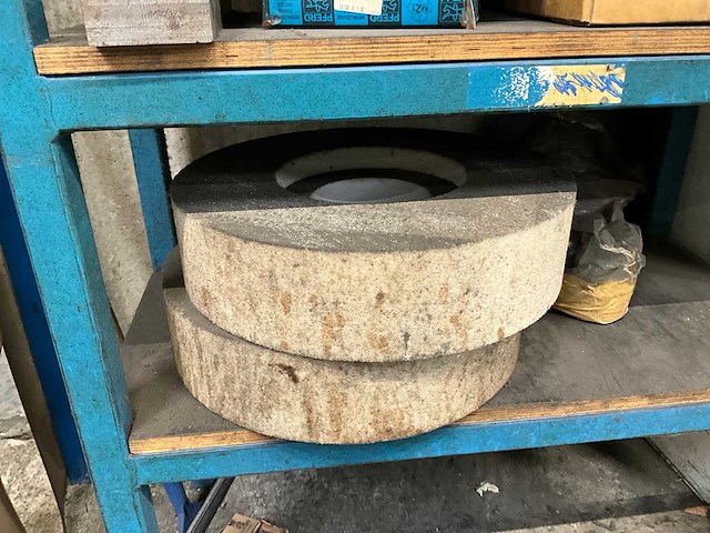 Vakkenstelling en slijpstenen - afbeelding 8 van  8