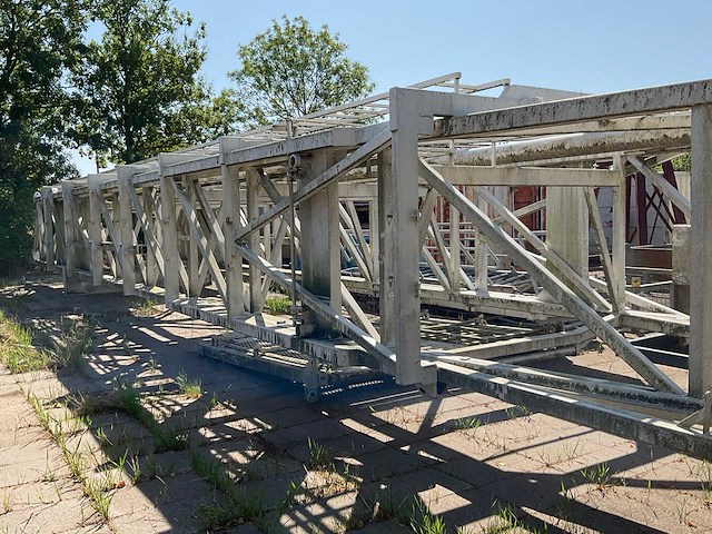 Vakwerkgiek boormast "derrick" - afbeelding 1 van  7