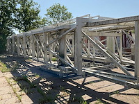 Vakwerkgiek boormast "derrick" - afbeelding 1 van  7