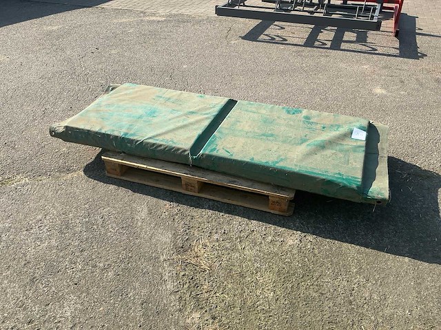 Val matras - afbeelding 3 van  5