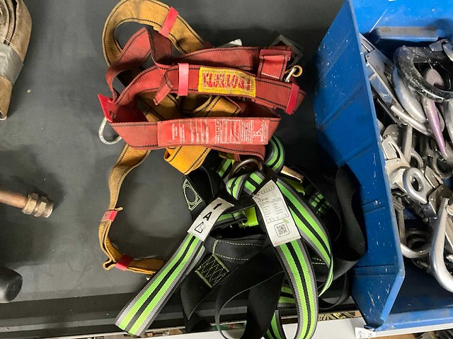 Valharnas & steigerhaak - afbeelding 2 van  6