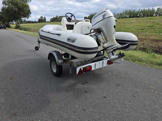 Valiant - d-300 - rubberboot rib met trailer en 10 pk - afbeelding 1 van  19
