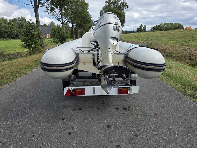 Valiant - d-300 - rubberboot rib met trailer en 10 pk - afbeelding 15 van  19