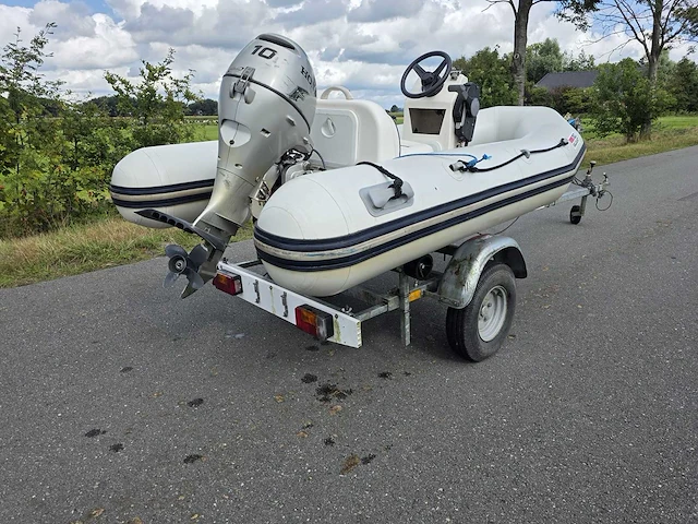 Valiant - d-300 - rubberboot rib met trailer en 10 pk - afbeelding 14 van  19