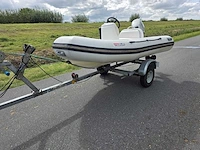 Valiant - d-300 - rubberboot rib met trailer en 10 pk - afbeelding 17 van  19