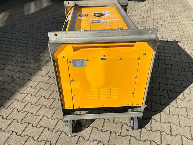 Valkenpower dg11000se3 luchtgekoelde diesel generator in rvs hijskrat - afbeelding 16 van  21