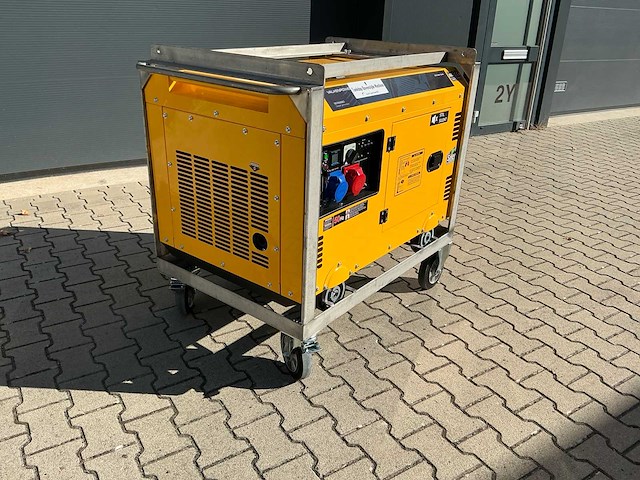 Valkenpower dg11000se3 luchtgekoelde diesel generator in rvs hijskrat - afbeelding 21 van  21
