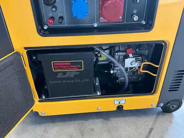 Valkenpower dg6500se3a stroomgenerator - afbeelding 3 van  6