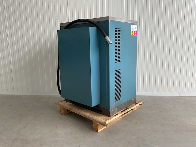 Valkenpower vp75s12 luchtcompressor - afbeelding 3 van  7