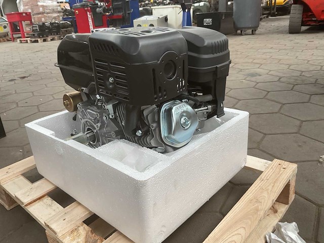 Valkenpower ym177fe benzinemotor - afbeelding 2 van  4