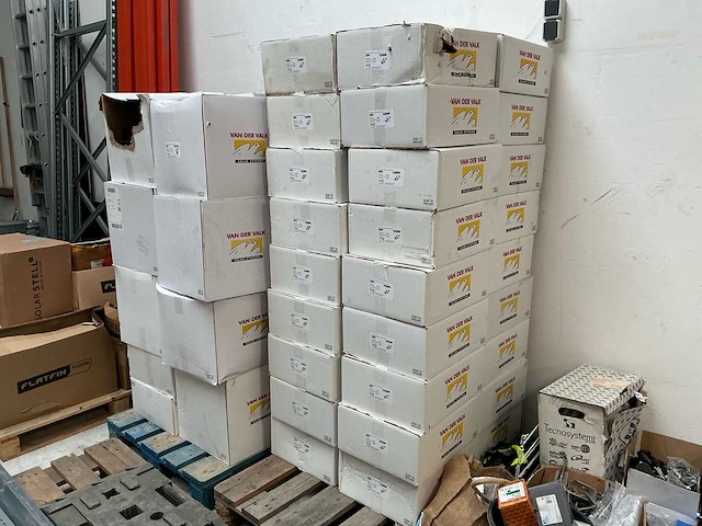 Valkpro pallet alu voor/achter voet overige installatie materialen (2x) - afbeelding 3 van  6