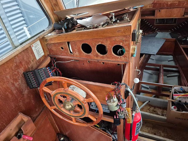 Valkvlet - 1030 - motorjacht - afbeelding 31 van  73