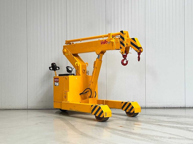 Valla - 30e - 197 uur - pick and carry kraan - afbeelding 1 van  8