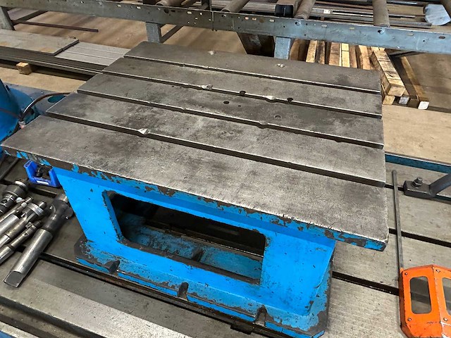 Valmer - 2006 - tr 80/2500 sp - radiaalboormachine - afbeelding 18 van  18