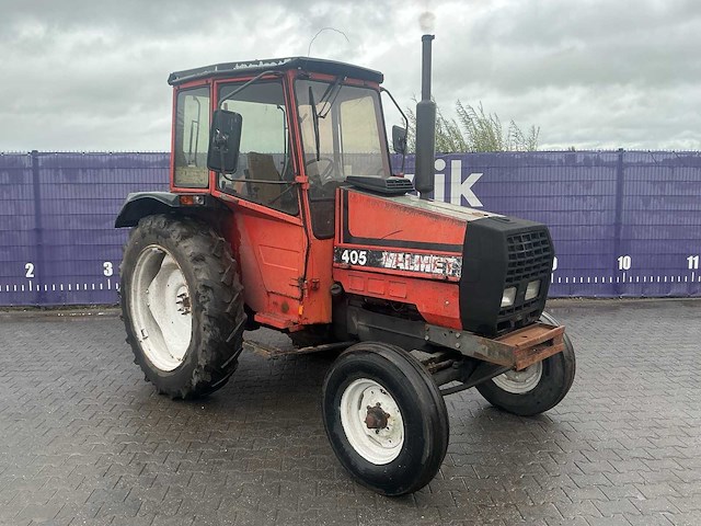 Valmet 405 tweewielaangedreven landbouwtractor - afbeelding 3 van  10