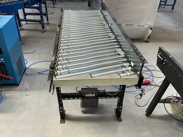 Valor 2024 qliqflow geautomatiseerde print & apply labelinstallatie met interroll transportbaan (zeer weinig draaiuren) - afbeelding 3 van  25