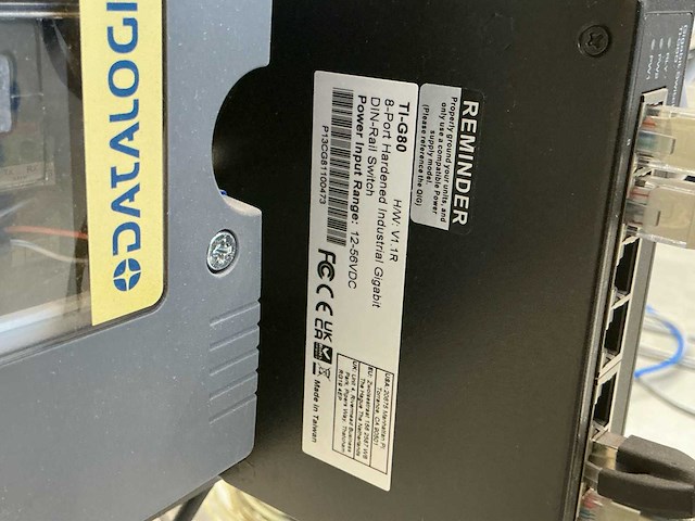 Valor 2024 qliqflow geautomatiseerde print & apply labelinstallatie met interroll transportbaan (zeer weinig draaiuren) - afbeelding 15 van  25