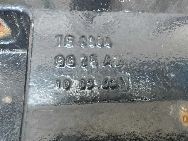 Valtra n1/2 & t0-3 gewichtendrager (2x) - afbeelding 5 van  5