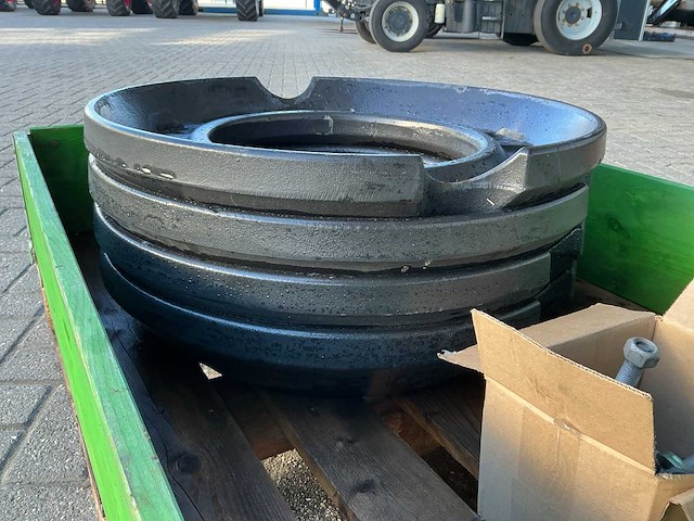 Valtra-valmet wielgewicht (4x) - afbeelding 2 van  3