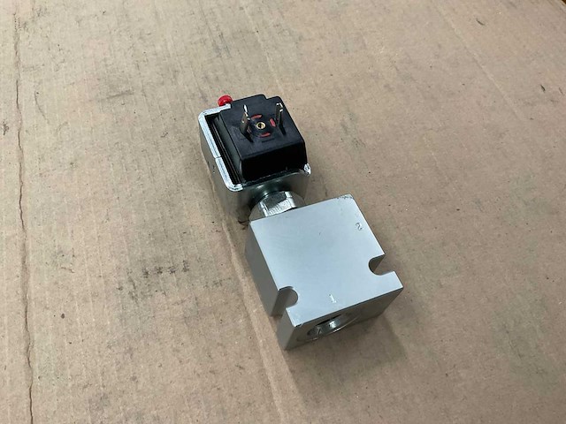 Valve body - afbeelding 2 van  5