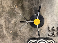 Vamag - 2014 - 3d - uitlijner / uitlijn apparaat - afbeelding 2 van  10