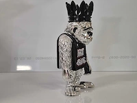 Van apple - graffiti monkey - resin / chroom - 24 x 13