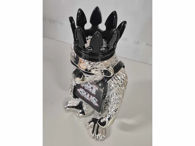 Van apple - graffiti monkey - resin / chroom - 24 x 13 - afbeelding 3 van  4