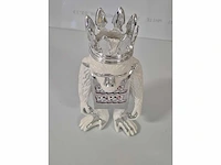 Van apple - graffiti monkey - resin / chroom - 24 x 13 - afbeelding 3 van  4