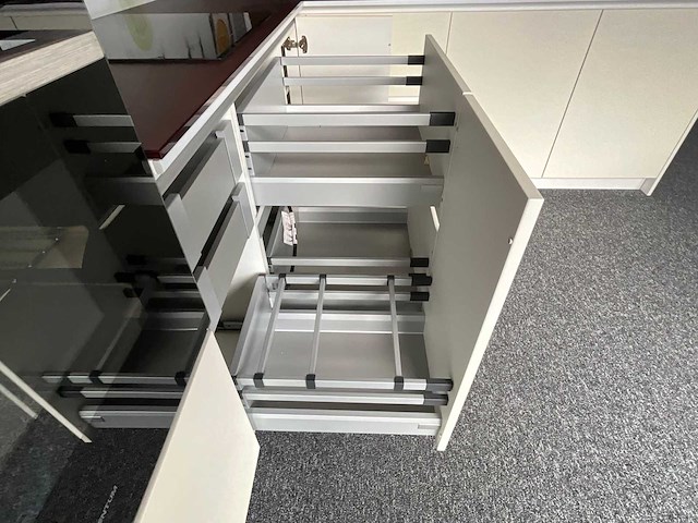 Van camp - showroomkeuken - afbeelding 14 van  18