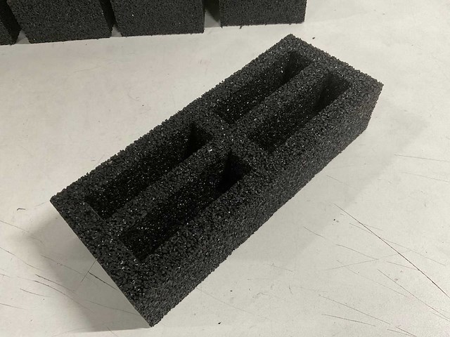 Van de valk - rubber ophoogblok gravel dak (12x) - afbeelding 2 van  3