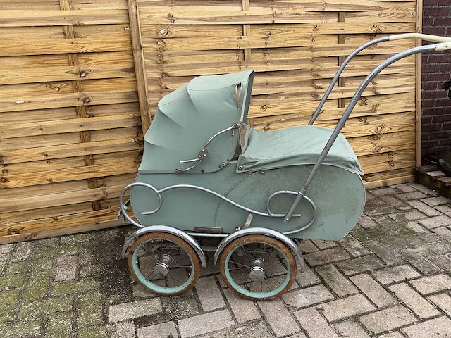 Van delft vintage poppenwagen - afbeelding 2 van  8