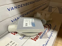 Van den berg rvs afvoergoot (9x) - afbeelding 4 van  4