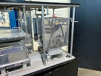 Van den berg stansmatrijzen display - afbeelding 4 van  6