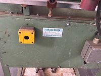 Van den broek kabelpelmachine - afbeelding 2 van  4