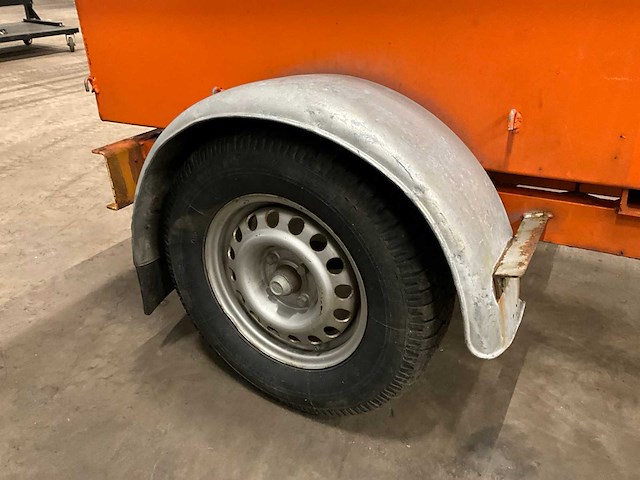Van den dries brandstof aanhangwagen - afbeelding 3 van  13