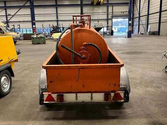 Van den dries brandstof aanhangwagen - afbeelding 9 van  13