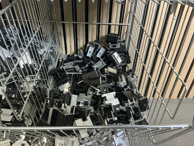 Van der valk partij diverse bevestigingsmaterialen/klemmen - afbeelding 4 van  9