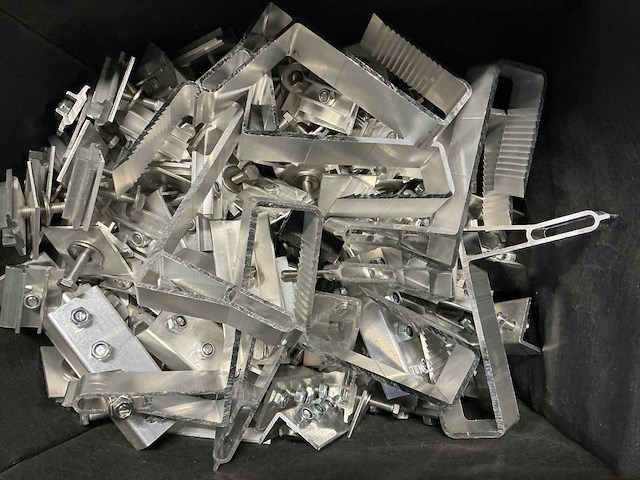 Van der valk partij diverse bevestigingsmaterialen/klemmen - afbeelding 5 van  5