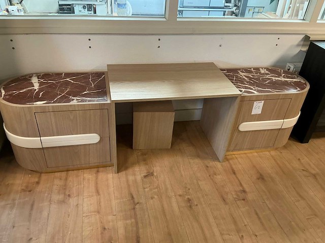 Van drie side table - afbeelding 1 van  3