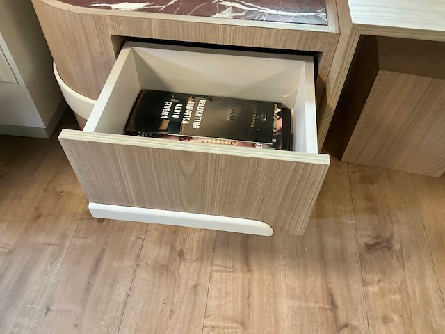Van drie side table - afbeelding 3 van  3