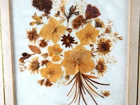 Van droogbloemen vervaardigde wandversiering - afbeelding 2 van  5