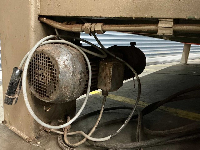 Van duin - opsluitbank - afbeelding 10 van  19