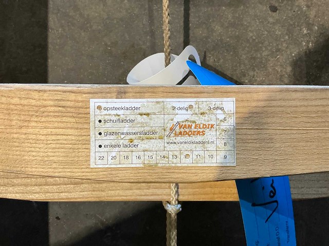Van eldik ladder - afbeelding 4 van  4