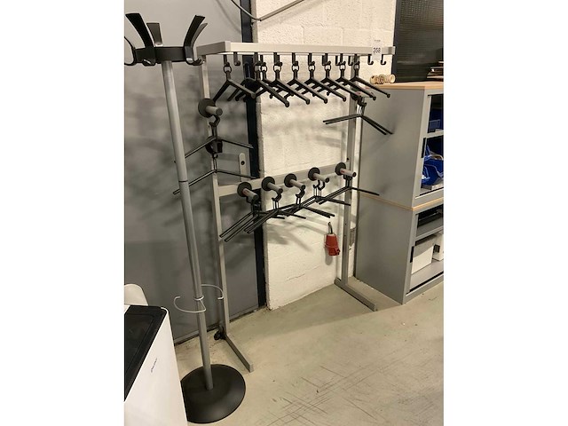 Van esch portemanteau - afbeelding 3 van  5