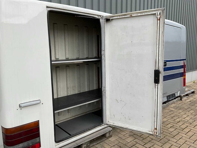 Van hool touringcar skibox - afbeelding 4 van  9