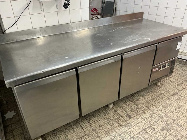 Van keulen koelwerkbank - afbeelding 3 van  3