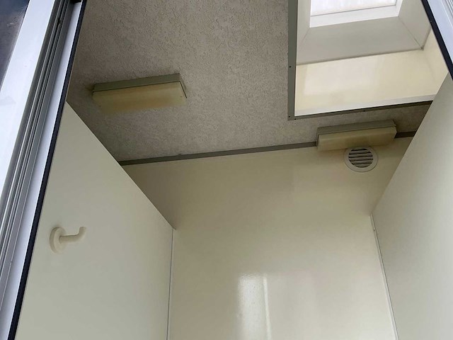 Van keulen sanitairunit - afbeelding 3 van  57